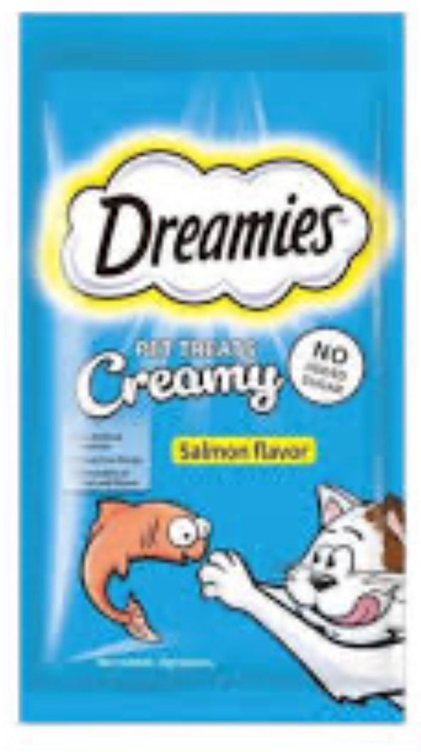Dreamies Creamy Pet Snack Salmon flavor